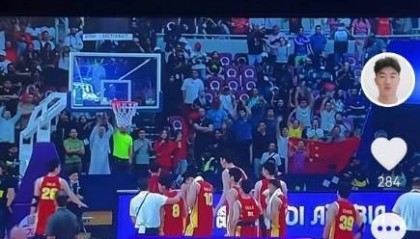 戴琳:看中国男篮亚洲杯真心让人感动,希望中国足球也一样努力