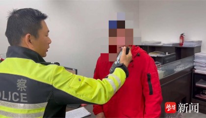 担心被查出“隔夜酒”男子主动到交警队要求检测