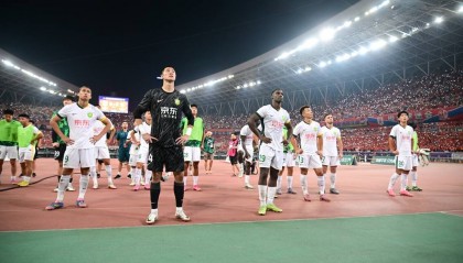 惨败+内讧!国安深夜发文致歉 张玉宁回应与本队球迷冲突