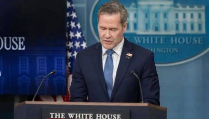 半小时卷铺盖走人！特朗普解雇白宫涉华智囊团，中美关系要变天？