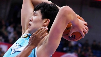 全能！杨瀚森攻防数据全面 韩德君独撑辽宁禁区