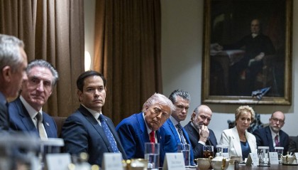 特朗普大刀砍向鲁比奥的国务院？“236年来最大重组之一”