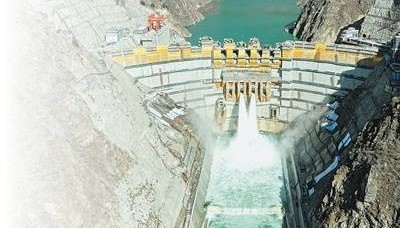坚持内需主导，建设强大国内市场（稳中求进、提质增效 实现“十五五”良好开局）