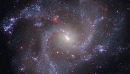宇宙无限膨胀理论遇挑战，最新研究：宇宙或已过青年期，膨胀后恐“大坍缩”