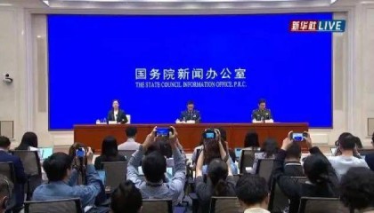 九三阅兵：我军部分现役主战机型首次公开亮相