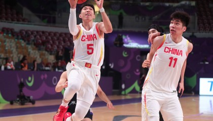 (体育)篮球——国际篮联亚洲杯:中国队对阵韩国队