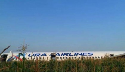 俄罗斯客机上演海鸥惊魂,迫降在玉米地,飞机还有回收价值吗?