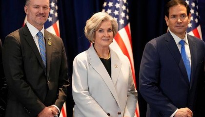 稀土要卖大豆也买?中美谈判一结束,美方透露细节,中方回应亮了