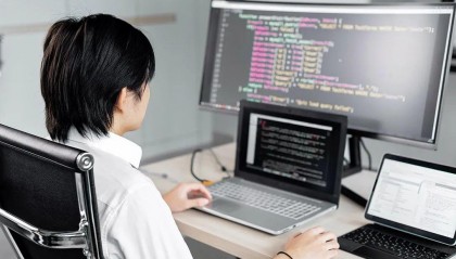 在美国年收入10万美元=在中国年收入70万人民币吗?