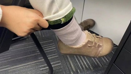 东北姑娘来浙江后崩溃了，穿3条加绒裤还冻到发抖！南方人冬天怎么保命，网友吵翻！