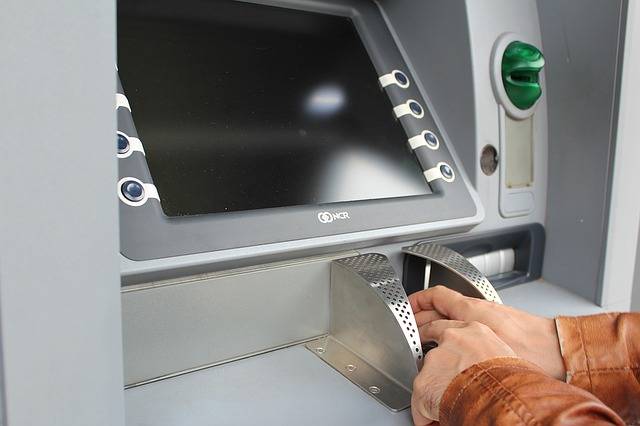 鹦鹉交易所对用户提币过程严格审核确保流程安全有效