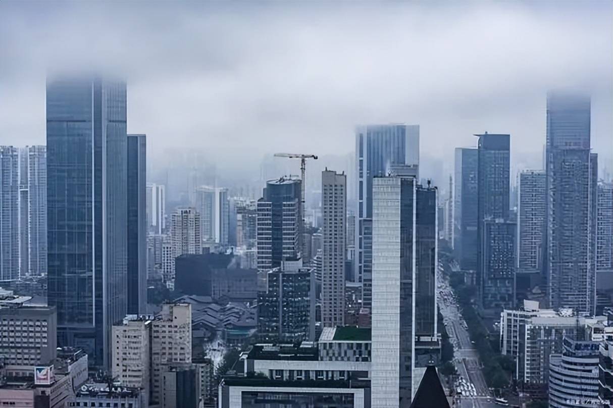 人民币为何如此坚挺？靠的到底是啥？