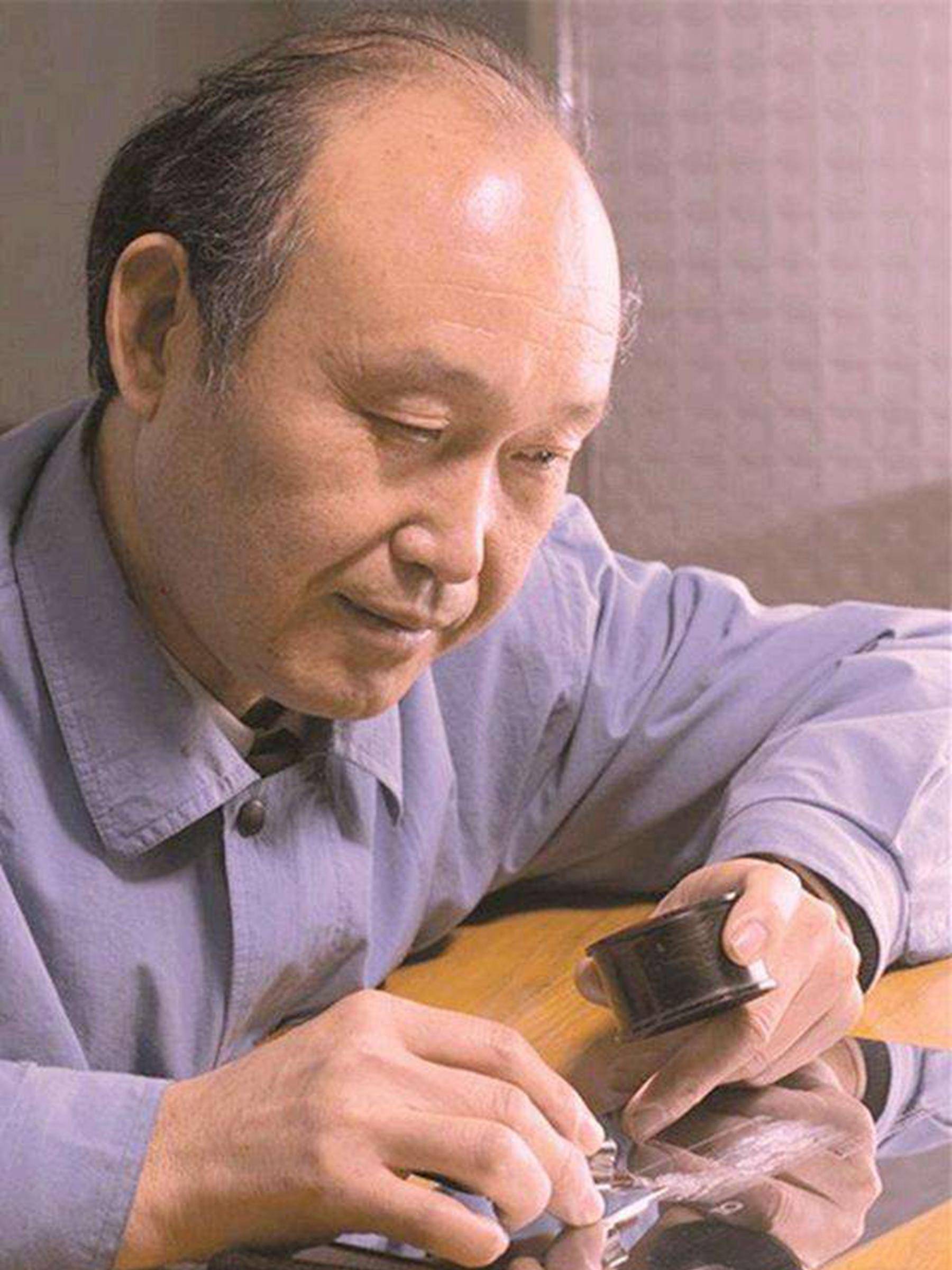 10元人民币上印着一个人的名字，大家知道是谁吗？