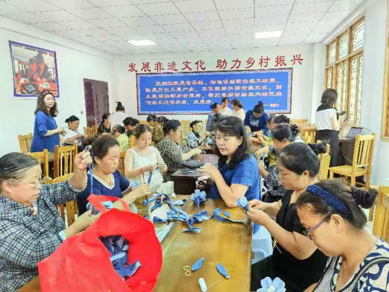 粤黔协作 织绣成金—广州•织金 “欢聚锦绣协作计划”正式启动