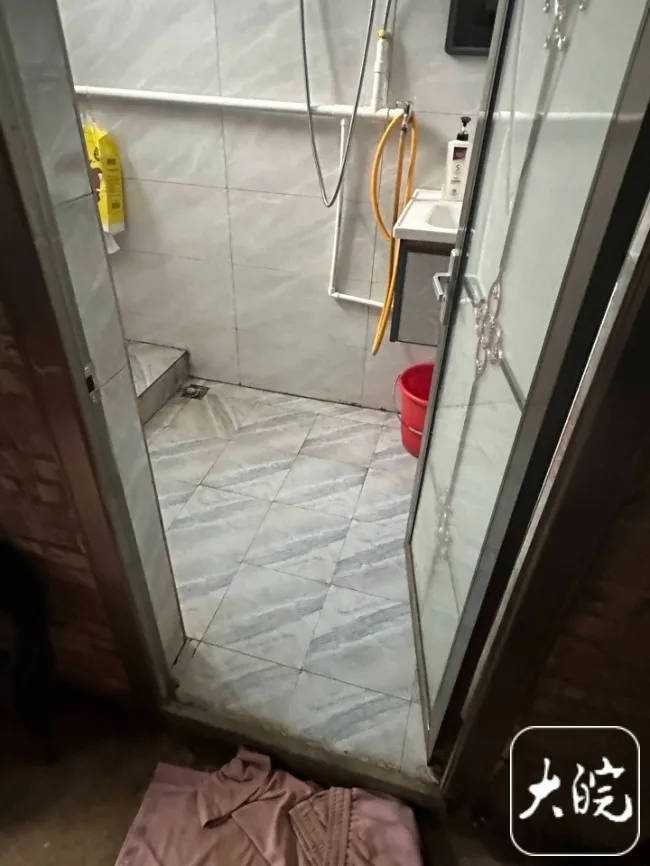 广西防城港命案受害者家属：不能让母亲背负着骂名入土