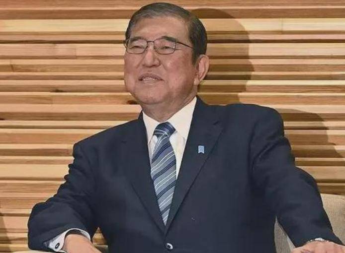 石破茂访美突然大变脸，归国还不到24小时，中方给日方提了个醒
