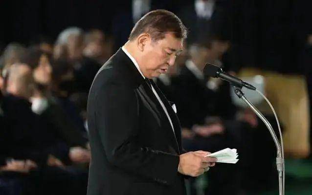 石破茂访美突然大变脸，归国还不到24小时，中方给日方提了个醒