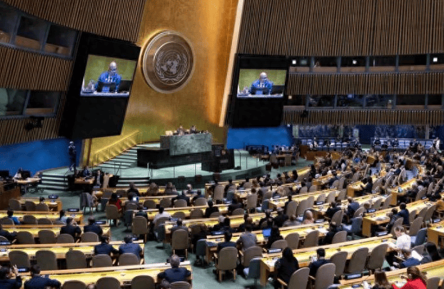 中国海警登船海报，敢运军火我们就拦，多国向中方声援支持两岸统一