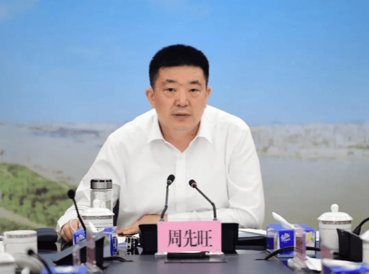 湖北:坚决拥护党中央决定