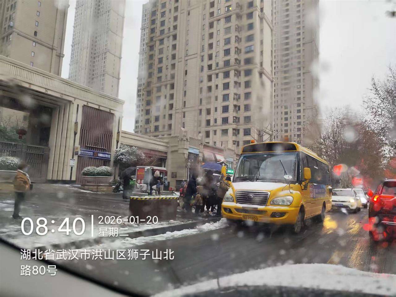 低至-8℃！武汉最大积雪深度7厘米！湖北多地降下大到暴雪，雪还要下多久？