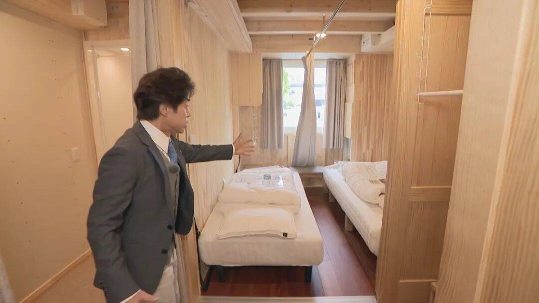 日本名古屋亚运会住宿被吐槽“史上最差”，韩男篮官员称床铺太短、队员腿都伸不直发视频求助
